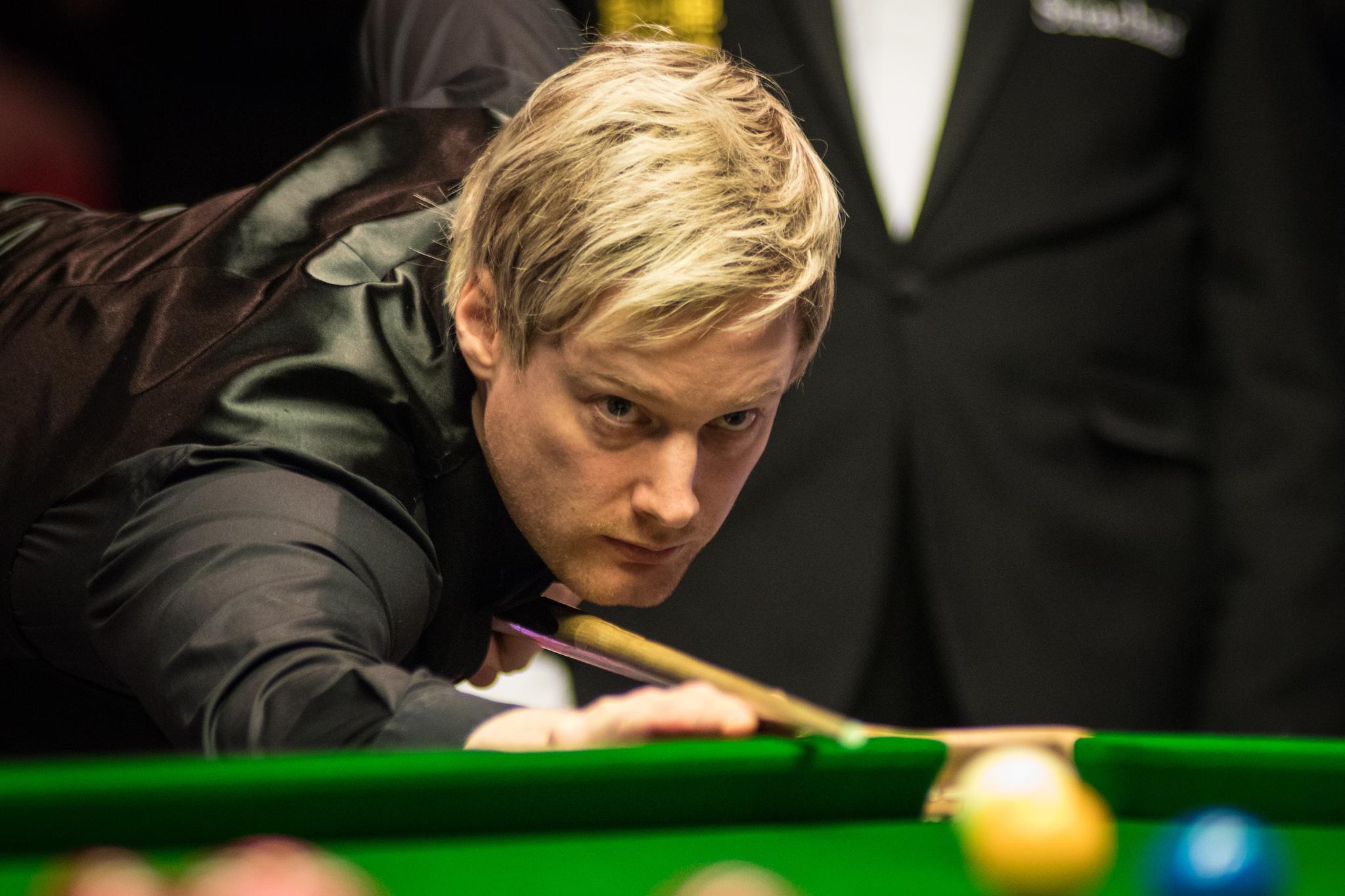 在伦纳德回 在伦纳德回